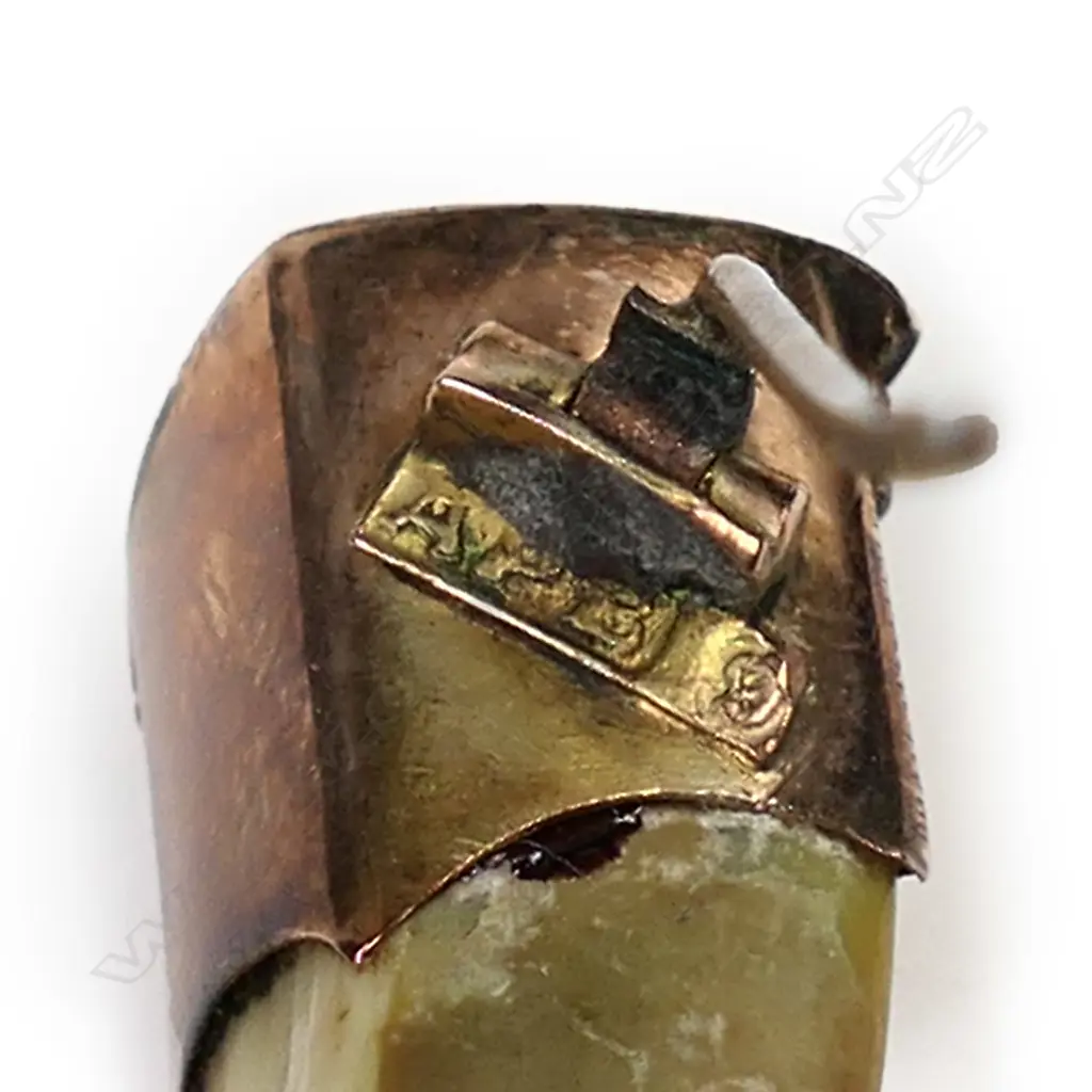 Alexander Petrie Buick (Dunedin and Westport) gold mounted small tusk brooch, Image 1++